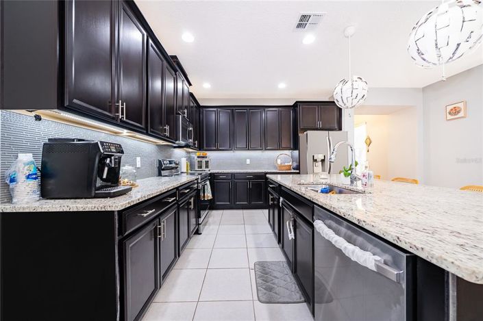 Image No.9-4 Bed House for sale