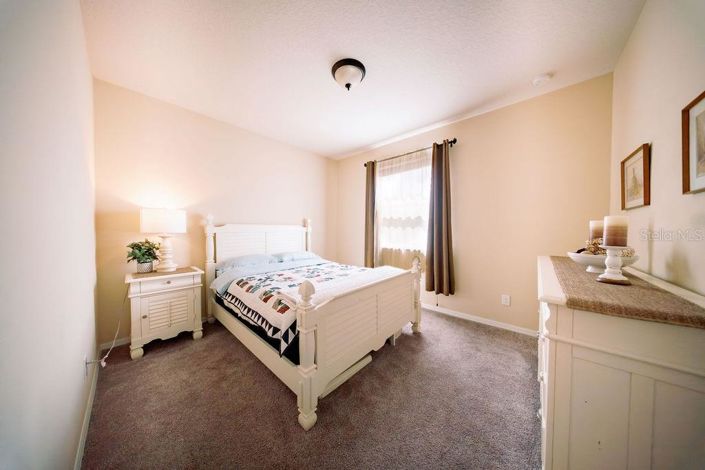 Image No.20-5 Bed House for sale
