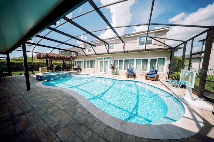 Image No.27-5 Bed House for sale