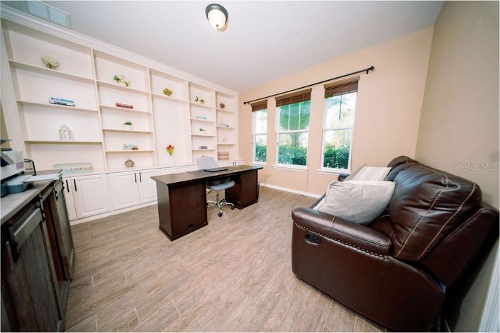 Image No.4-5 Bed House for sale