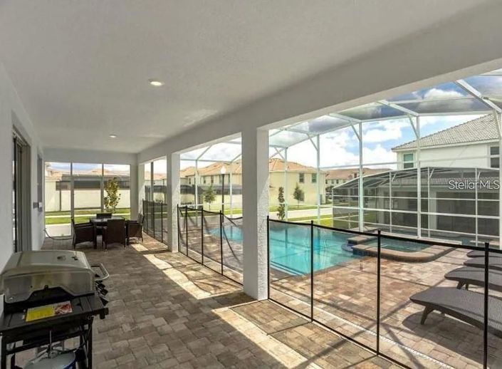 Image No.22-8 Bed House for sale
