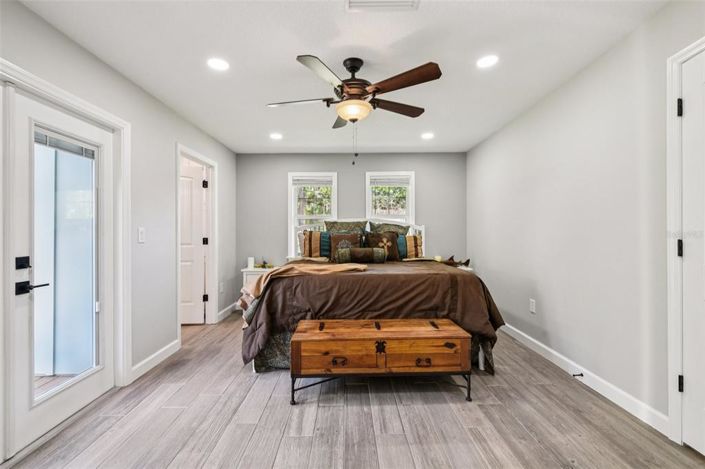 Image No.33-2 Bed House for sale