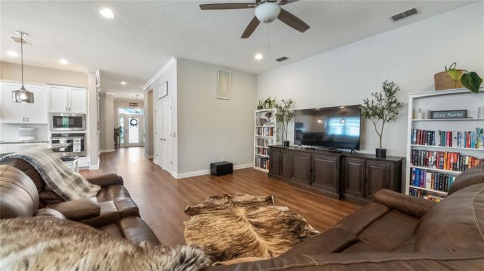 Image No.22-4 Bed House for sale