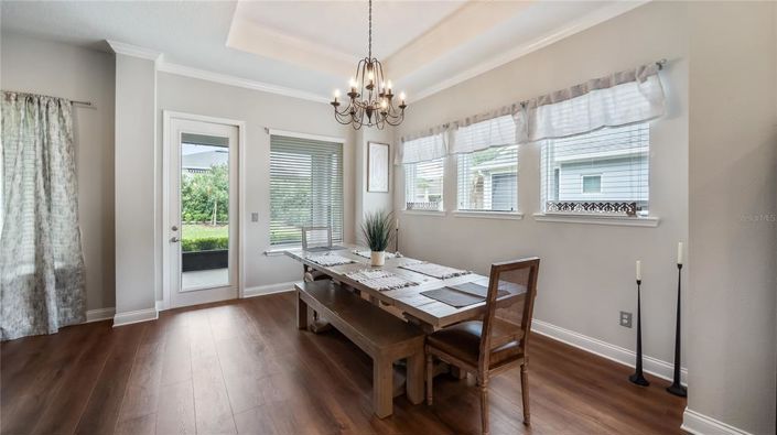 Image No.8-4 Bed House for sale