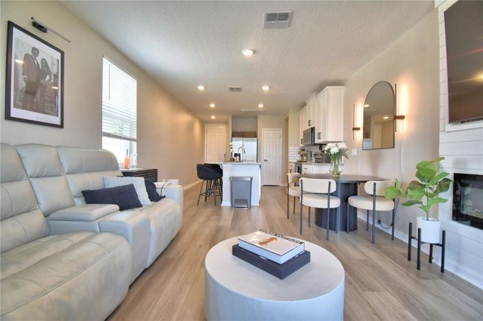 Image No.11-3 Bed House for sale