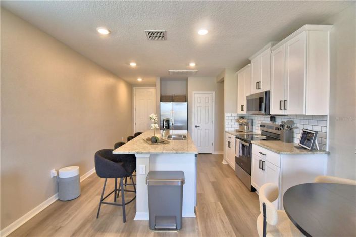 Image No.6-3 Bed House for sale