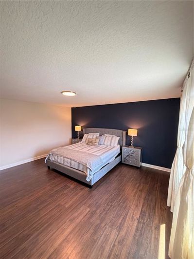 Image No.21-4 Bed House for sale