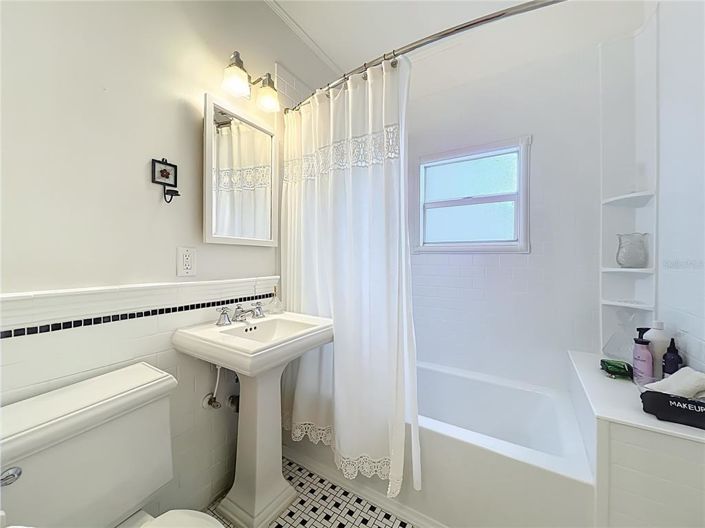 Image No.16-3 Bed House for sale