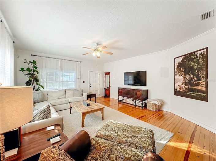 Image No.5-3 Bed House for sale