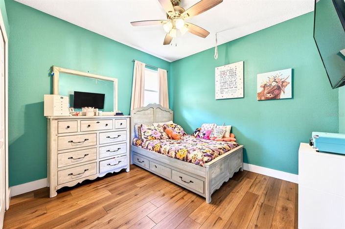 Image No.18-4 Bed House for sale