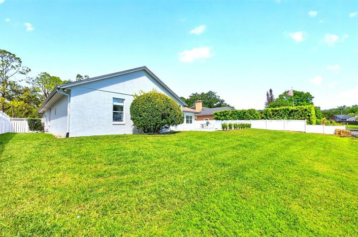 Image No.28-4 Bed House for sale