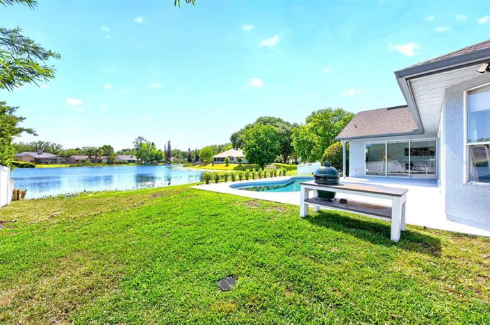 Image No.3-4 Bed House for sale