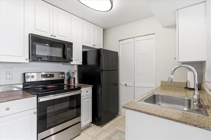 Image No.12-Appartement de 1 chambre à vendre à Saint John