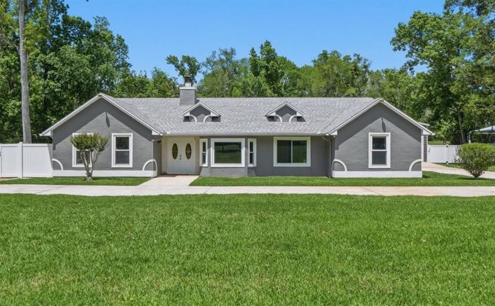 Image No.2-4 Bed House for sale