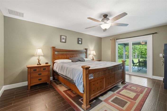 Image No.21-4 Bed House for sale