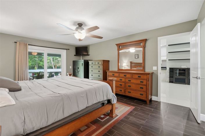 Image No.22-4 Bed House for sale