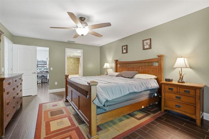 Image No.23-4 Bed House for sale