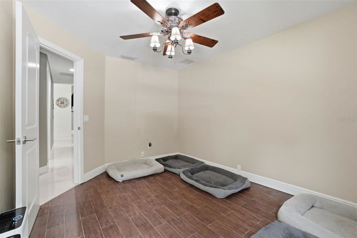 Image No.29-4 Bed House for sale