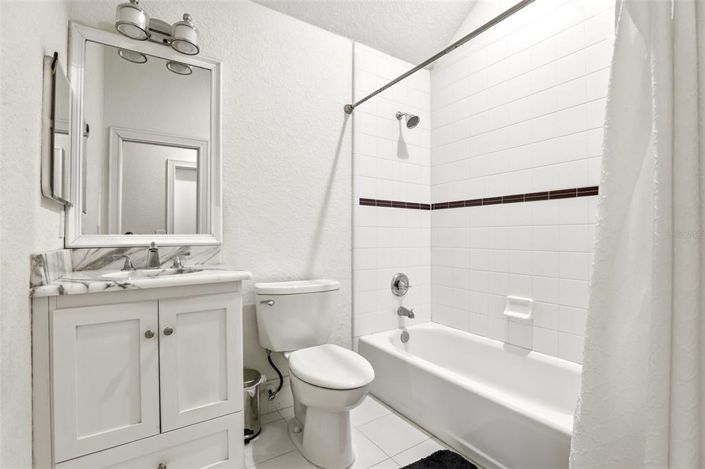 Image No.33-5 Bed House for sale