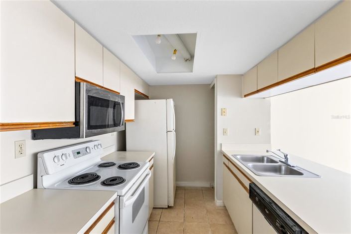 Image No.11-Appartement de 3 chambres à vendre à Saint John