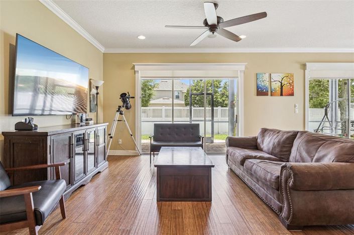 Image No.12-5 Bed House for sale