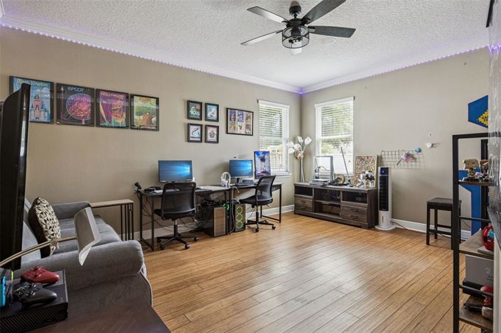 Image No.14-5 Bed House for sale