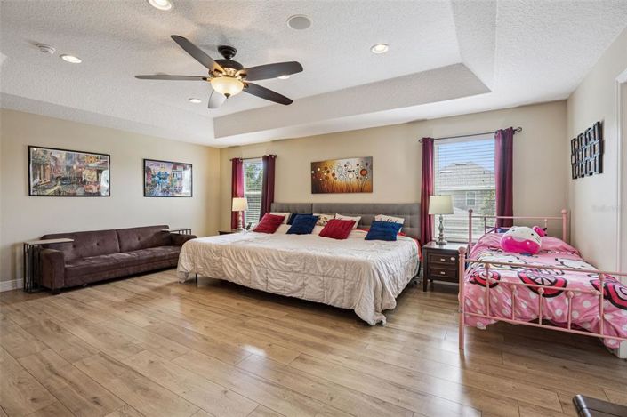 Image No.21-5 Bed House for sale