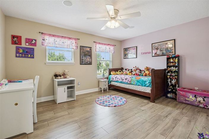 Image No.27-5 Bed House for sale