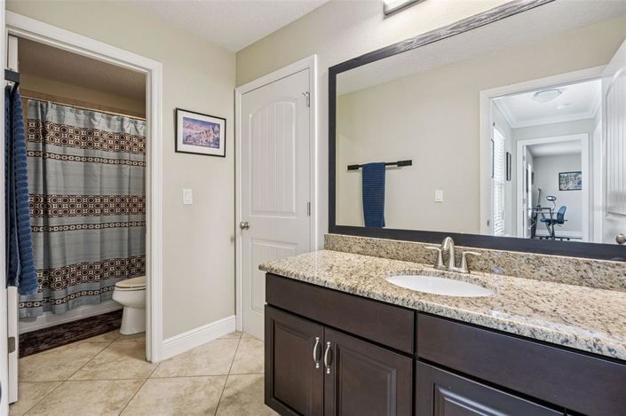 Image No.28-5 Bed House for sale