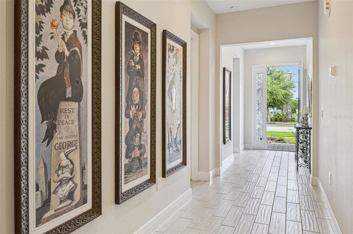 Image No.10-4 Bed House for sale