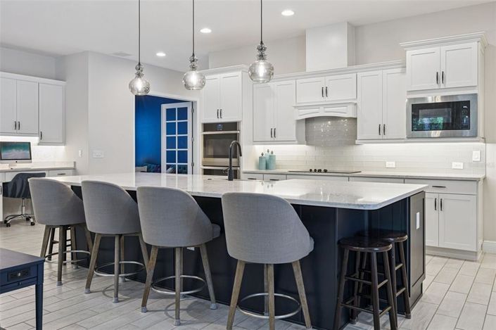 Image No.15-4 Bed House for sale