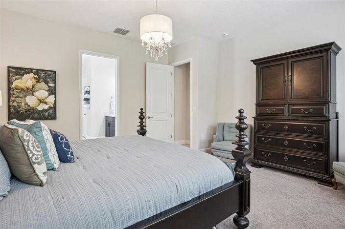 Image No.25-4 Bed House for sale