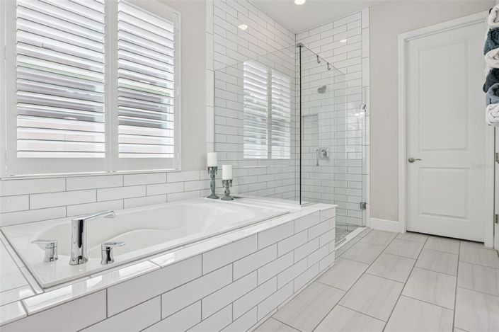 Image No.28-4 Bed House for sale