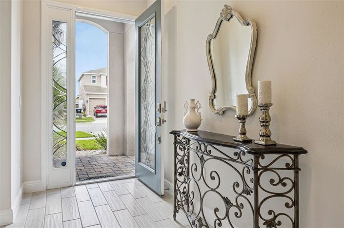 Image No.9-4 Bed House for sale