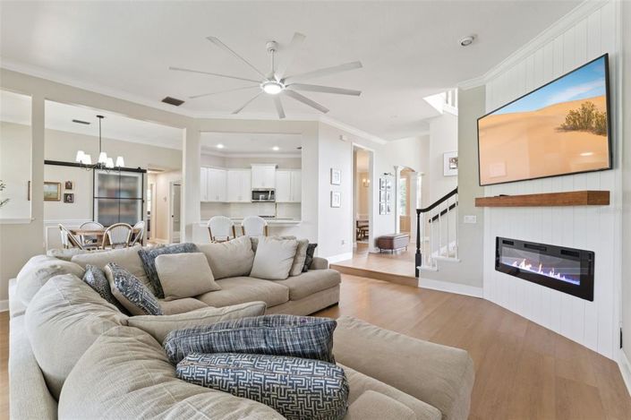 Image No.12-5 Bed House for sale