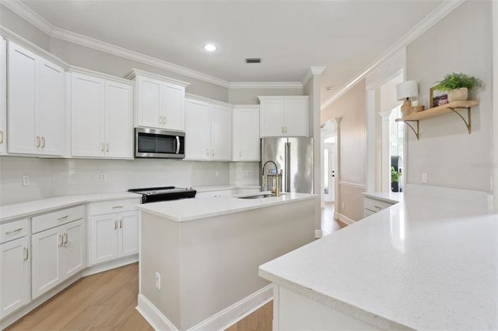 Image No.13-5 Bed House for sale