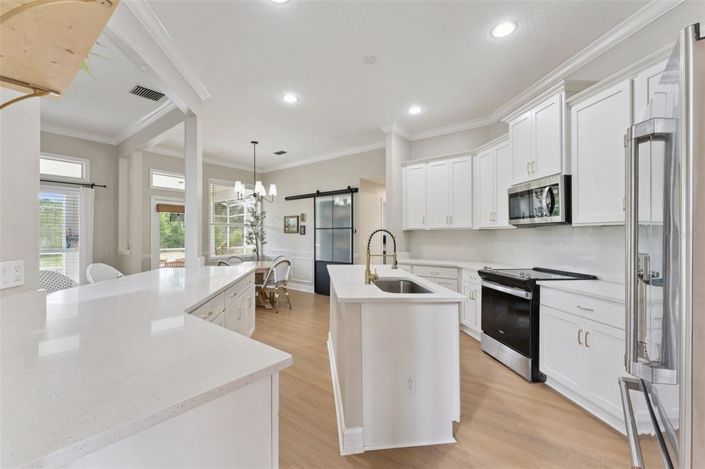 Image No.15-5 Bed House for sale