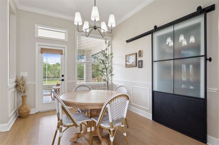 Image No.18-5 Bed House for sale