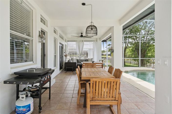 Image No.22-5 Bed House for sale