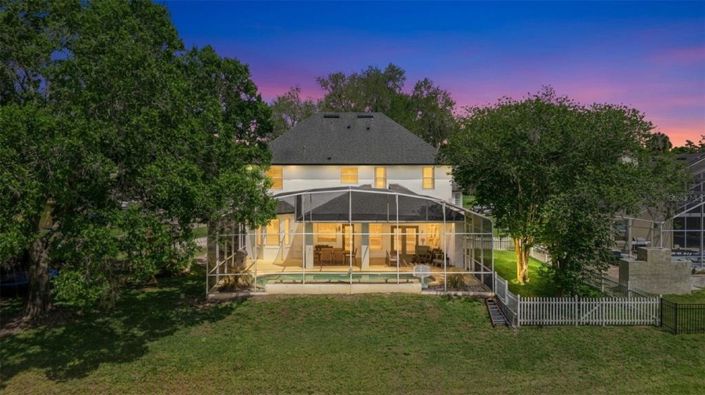 Image No.30-5 Bed House for sale