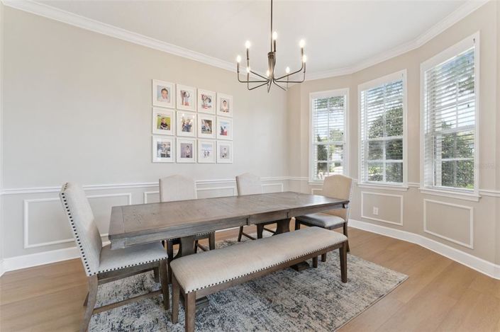 Image No.9-5 Bed House for sale