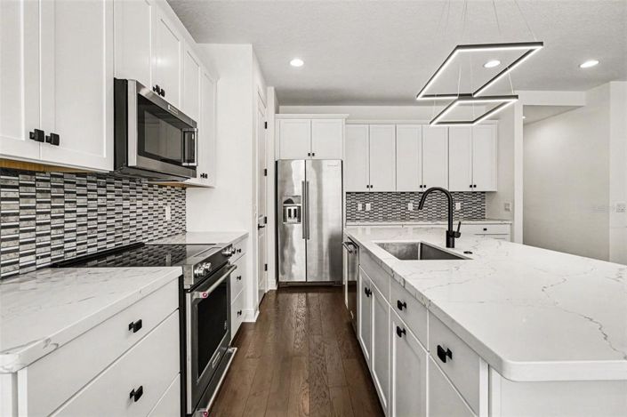 Image No.10-5 Bed House for sale