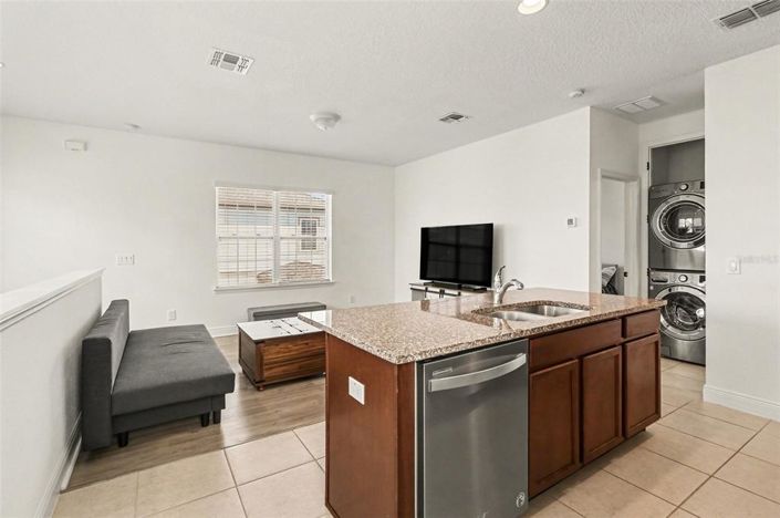 Image No.14-5 Bed House for sale