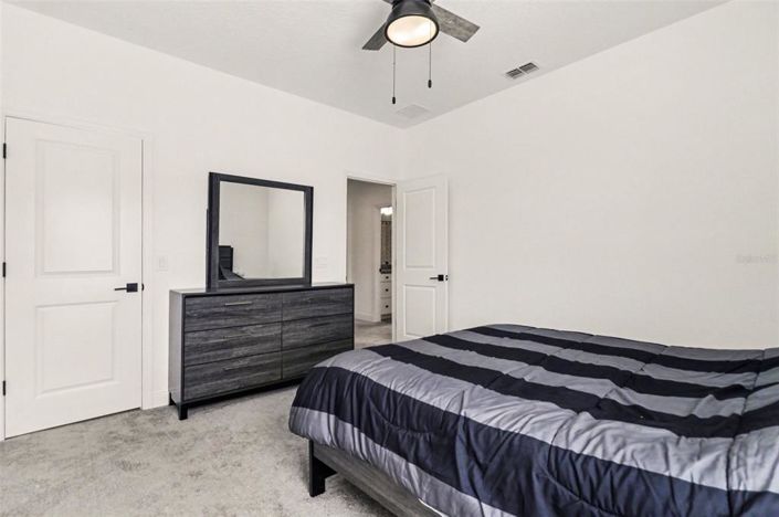 Image No.19-5 Bed House for sale