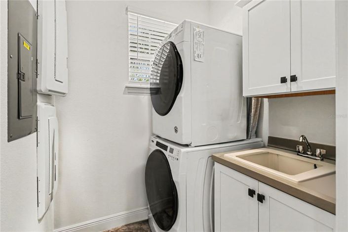 Image No.30-5 Bed House for sale