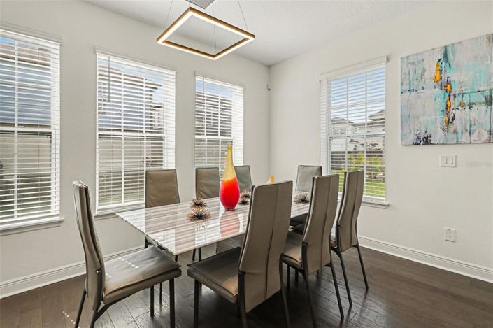 Image No.7-5 Bed House for sale