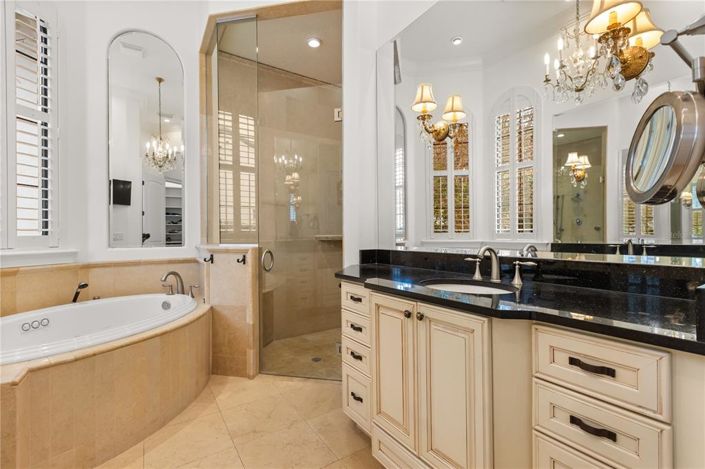 Image No.35-4 Bed House for sale