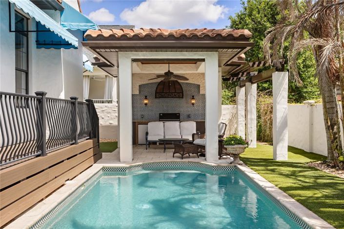 Image No.6-4 Bed House for sale