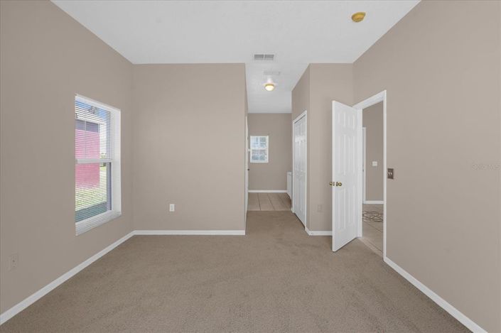 Image No.10-4 Bed House for sale