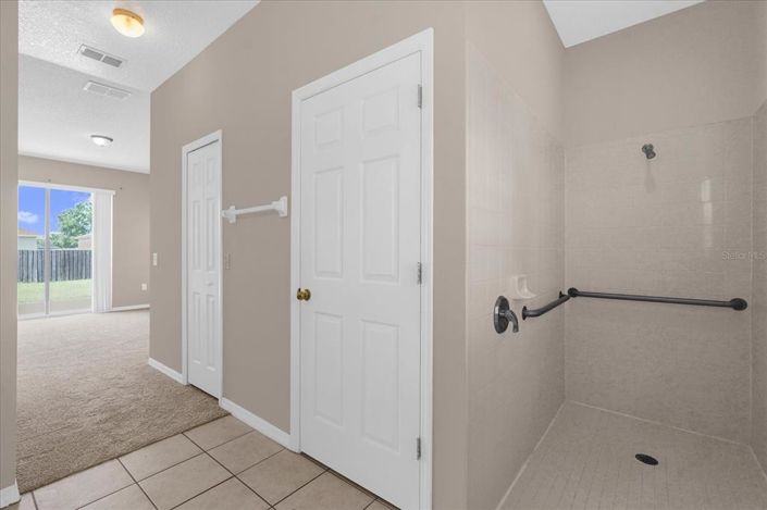 Image No.12-4 Bed House for sale